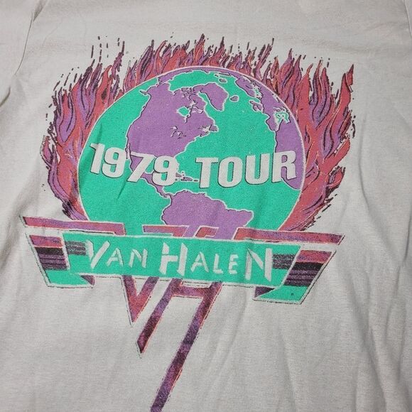 NEW S VAN HALEN 1979 BAND TOUR CONCERT CITIES CITY BACK GRAPHIC TSHIRT SMALL NWT - Picture 5 of 7